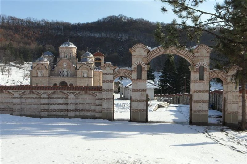Троцрква Св. кнеза Лазара, манастир Ћелије — slika 1