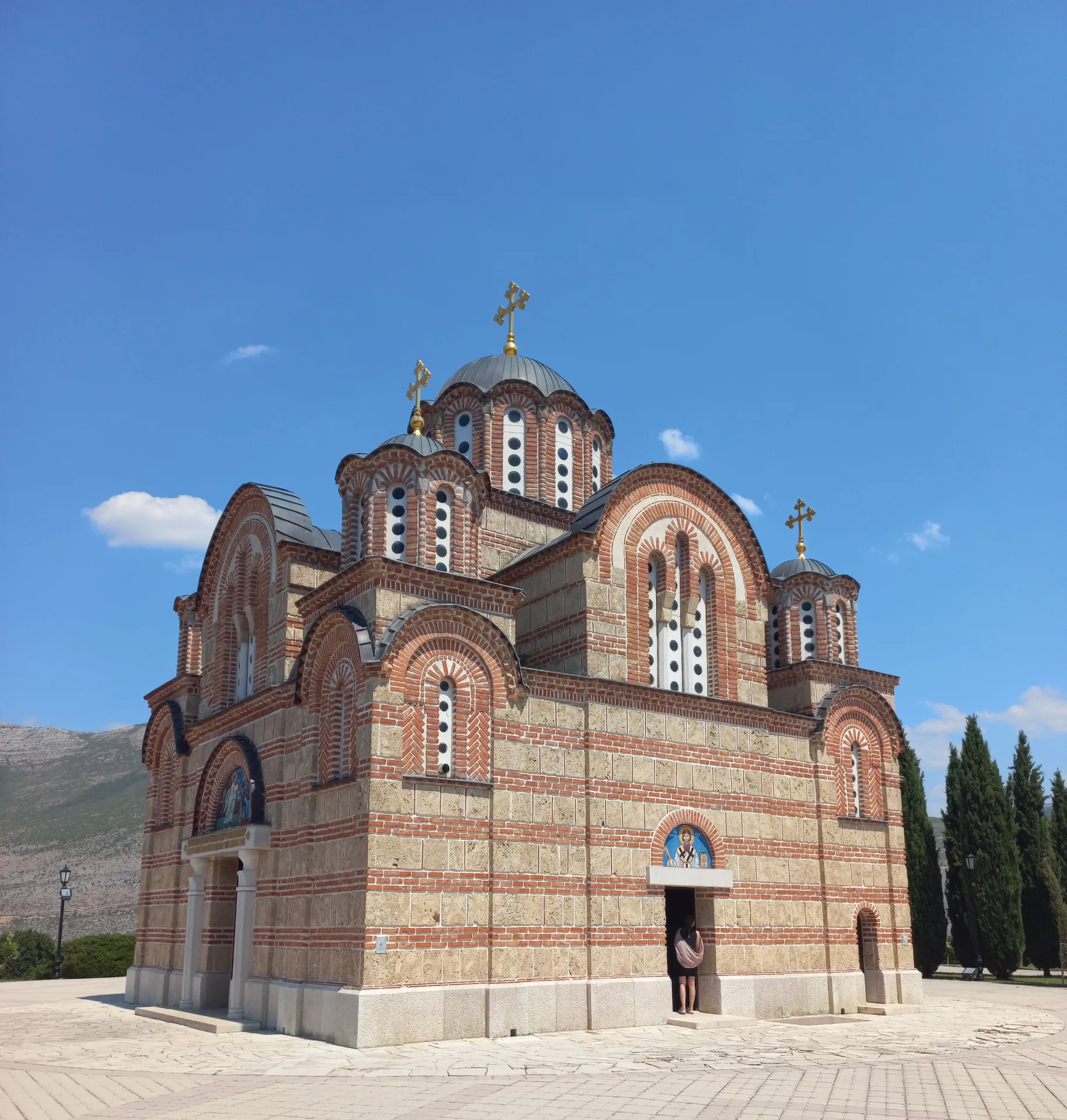 Црква Благовештења Херцеговачка Грачаница, Требиње — slika 1