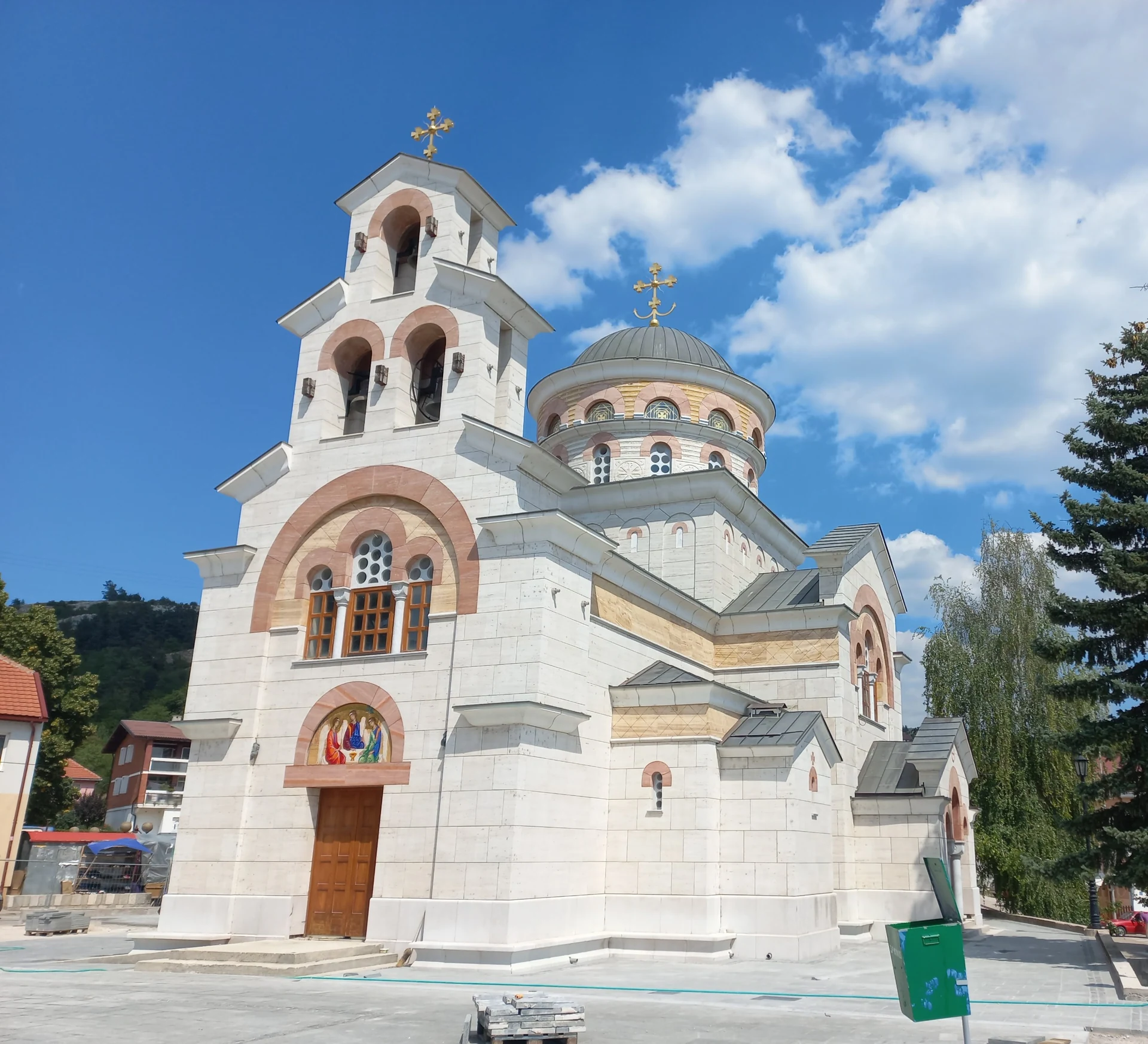 Храм Свете Тројице, Гацко — slika 1